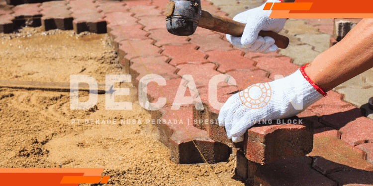 pemasangan paving block banner